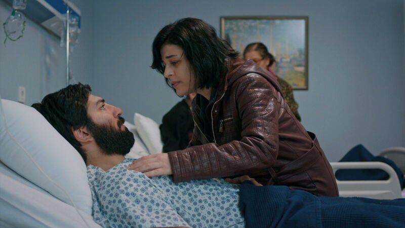 Sule no espera la respuesta de Cengiz tras despertar del coma