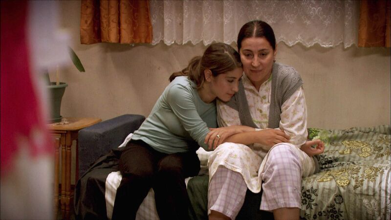 Zehra pide disculpas a Feriha: 