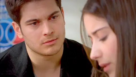 Feriha le cuenta a Emir cómo se prometió con Halil El secreto de Feriha
