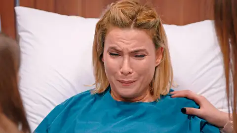 Sude ha sido secuestrada y no recuerda qué le ha pasado Medcezir