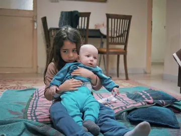 Melek recibe el peor castigo de Cengiz Melek recibe el peor castigo de Cengiz