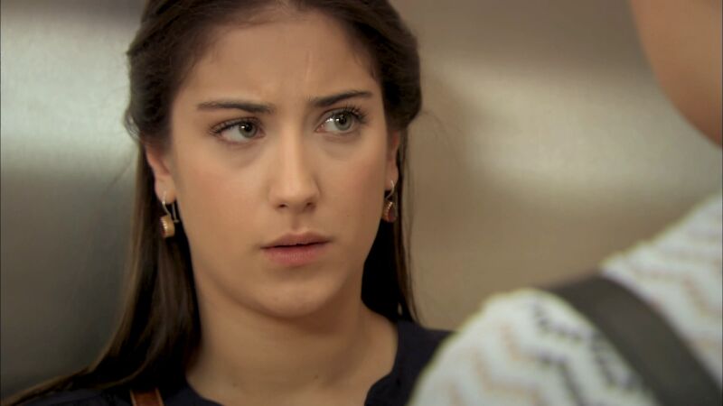 Cansu, arrepentida, le pide disculpas a Feriha