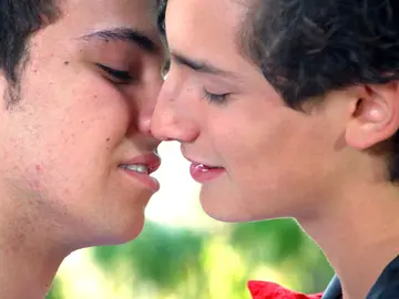Aris y Temo se prometen amor eterno Aris y Temo se prometen amor eterno