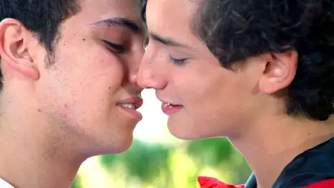 Aris y Temo se prometen amor eterno momento destacado