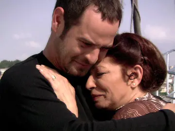 Kerem se derrumba: "No puedo ver a Sherezade casándose con Onur" Kerem se derrumba: "No puedo ver a Sherezade casándose con Onur"