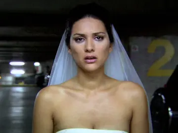 Sherezade cancela la boda y huye con Kerem Sherezade cancela la boda y huye con Kerem