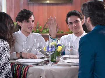 Aris y Temo anuncian que se van a casar Aris y Temo anuncian que se van a casar