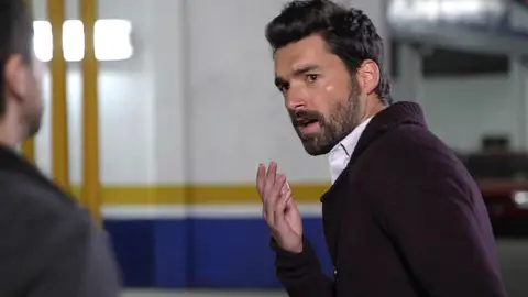 Ramón se pelea con Francisco, el novio de Fabiola momento destacado