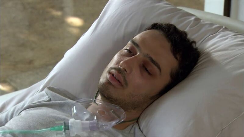 Besir le cuenta toda la verdad a Adnan instantes antes de morir