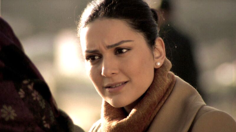 La madre de Onur se sincera con Sherezade