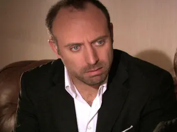 Yasemin, la amiga de Onur, muere repentinamente Yasemin, la amiga de Onur, muere repentinamente