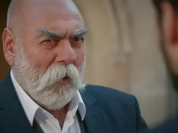 Nasuh le hace una inesperada propuesta a Miran Nasuh le hace una inesperada propuesta a Miran