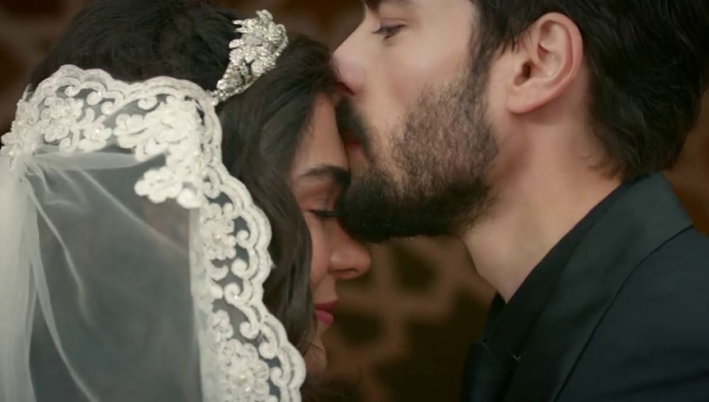 Miran y Reyyan se dan el sí quiero