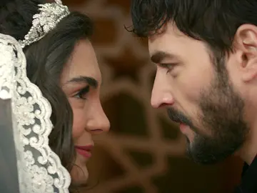 Miran y Reyyan se dan el sí quiero Miran y Reyyan se dan el sí quiero