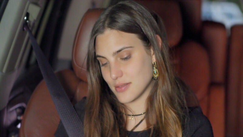 Jacobo aprovecha el viaje con Valentina para conocerla más