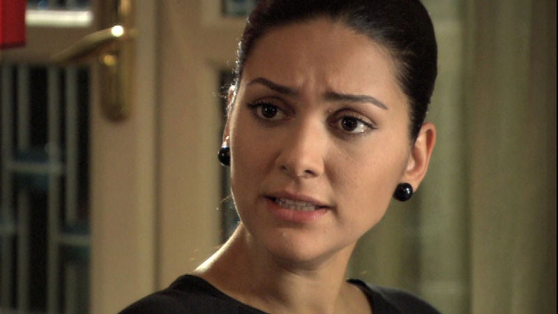 Sherezade discute con Onur tras regañar a Nilfer