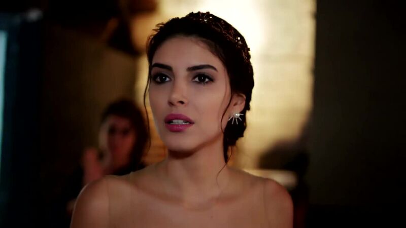 Deniz Baysal celebra su cumpleaños de la forma más altruista 