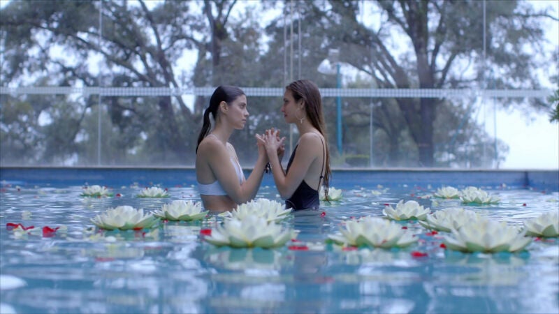 Valentina y Juliana se dan su primer beso. Nace el fenómeno 'Juliantina'