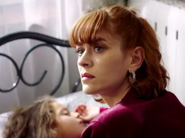 Yasemin y su hija secreta Yasemin y su hija secreta