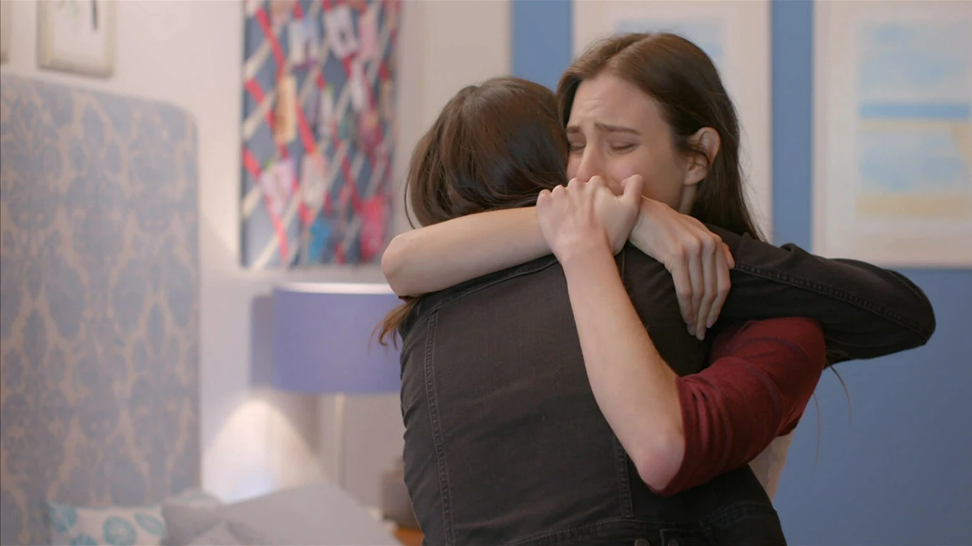El abrazo entre Valentina y Juliana Amar a muerte