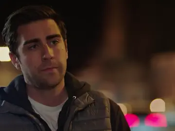 Yagiz se arrepiente del beso que él y Hazan se dieron Yagiz se arrepiente del beso que él y Hazan se dieron