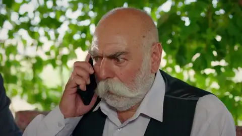 Nasuh estalla al descubrir que Reyyan se va a casar con Miran Nasuh estalla al descubrir que Reyyan se va a casar con Miran