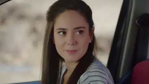 ¿Siente algo Elif por Azat? ¿Siente algo Elif por Azat?