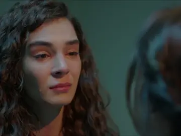 Reyyan descubre el secreto de su madre Reyyan descubre el secreto de su madre