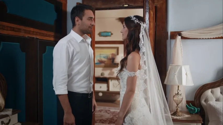 El día de la boda de Tahir y Nefes ha llegado El día de la boda de Tahir y Nefes ha llegado