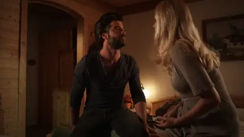 Sebastian y Julia terminan la relación por la enfermedad que él padece Sebastian y Julia terminan la relación por la enfermedad que él padece