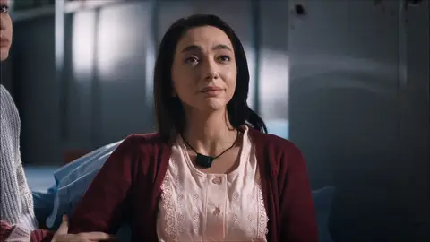 Asiyé se pone de parto Fugitiva
