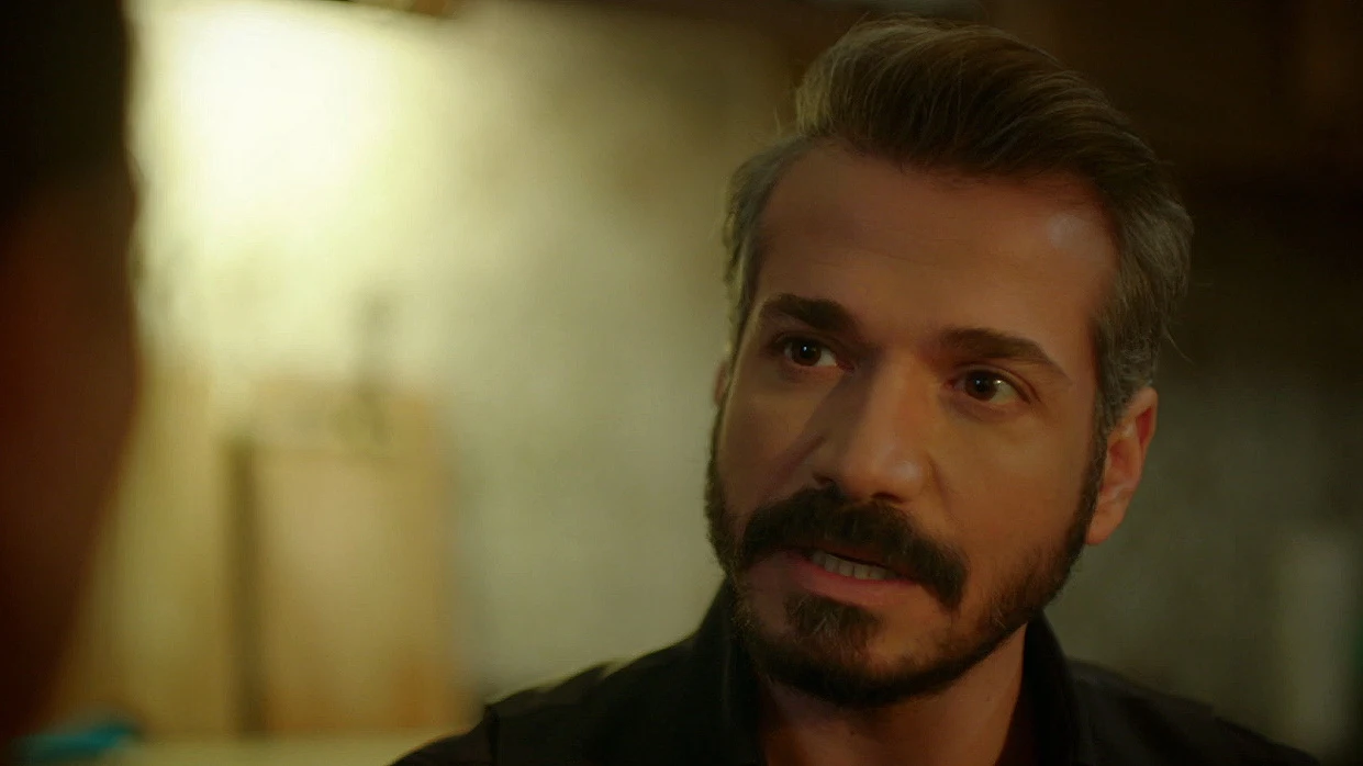 Firat y sus preguntas Hercai
