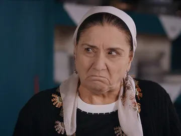 Saniyé, madre de Tahir Saniyé, madre de Tahir