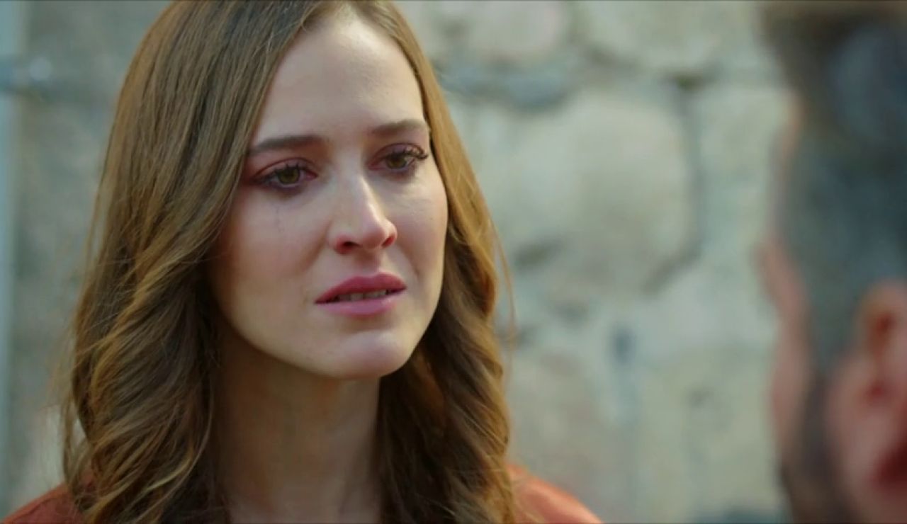 Gonul le cuenta toda la verdad a Firat: "Pronto abrazaré a mi hermano" 