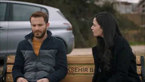 Berrak y Fatish Fugitiva