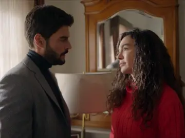 Miran descubre que Reyyan no quería divorciarse, ¿querrá él? Miran descubre que Reyyan no quería divorciarse, ¿querrá él?