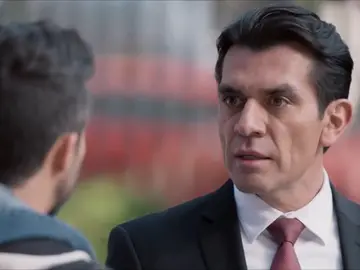 Ernesto amenaza a Pedro: "Es la última vez que te digo que te alejes de mi mujer y mi hijo" Ernesto amenaza a Pedro: "Es la última vez que te digo que te alejes de mi mujer y mi hijo"