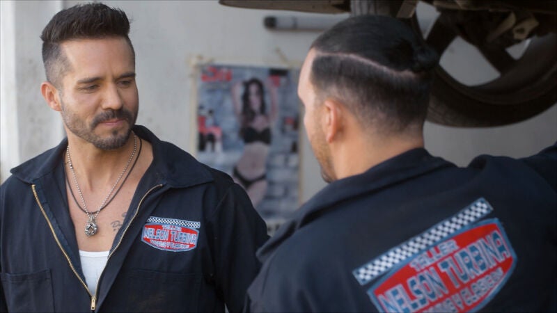 Una llamada hace que Pedro recupere la esperanza con Elena