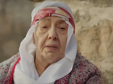 Sükran, la abuela de Miran Sükran, la abuela de Miran