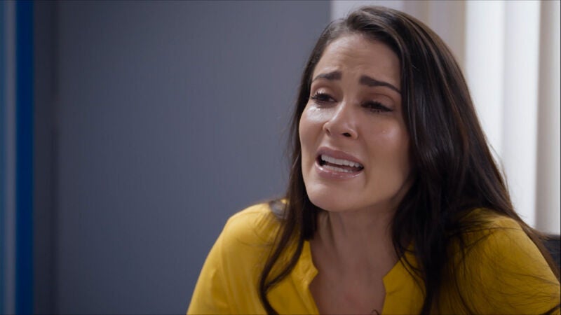 Elena, angustiada tras las conocer el nuevo informe médico de Nicolás