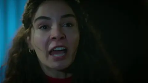 A Reyyan se le agota la paciencia: "No puedes aceptar el hecho de que tu abuela miente" A Reyyan se le agota la paciencia: "No puedes aceptar el hecho de que tu abuela miente"