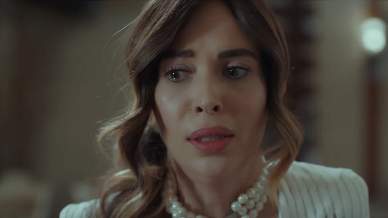 La madre falsa de Cennet confiesa: "No soy tu madre"