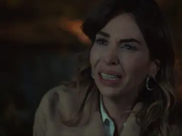 Arzu y Cengiz se deshacen del cuerpo sin vida de Riza Arzu y Cengiz se deshacen del cuerpo sin vida de Riza