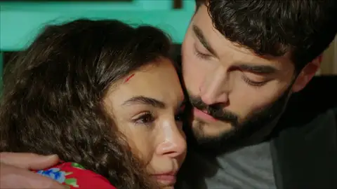 Miran, a Reyyan: "Tu padre se merece tu amor" Miran, a Reyyan: "Tu padre se merece tu amor"