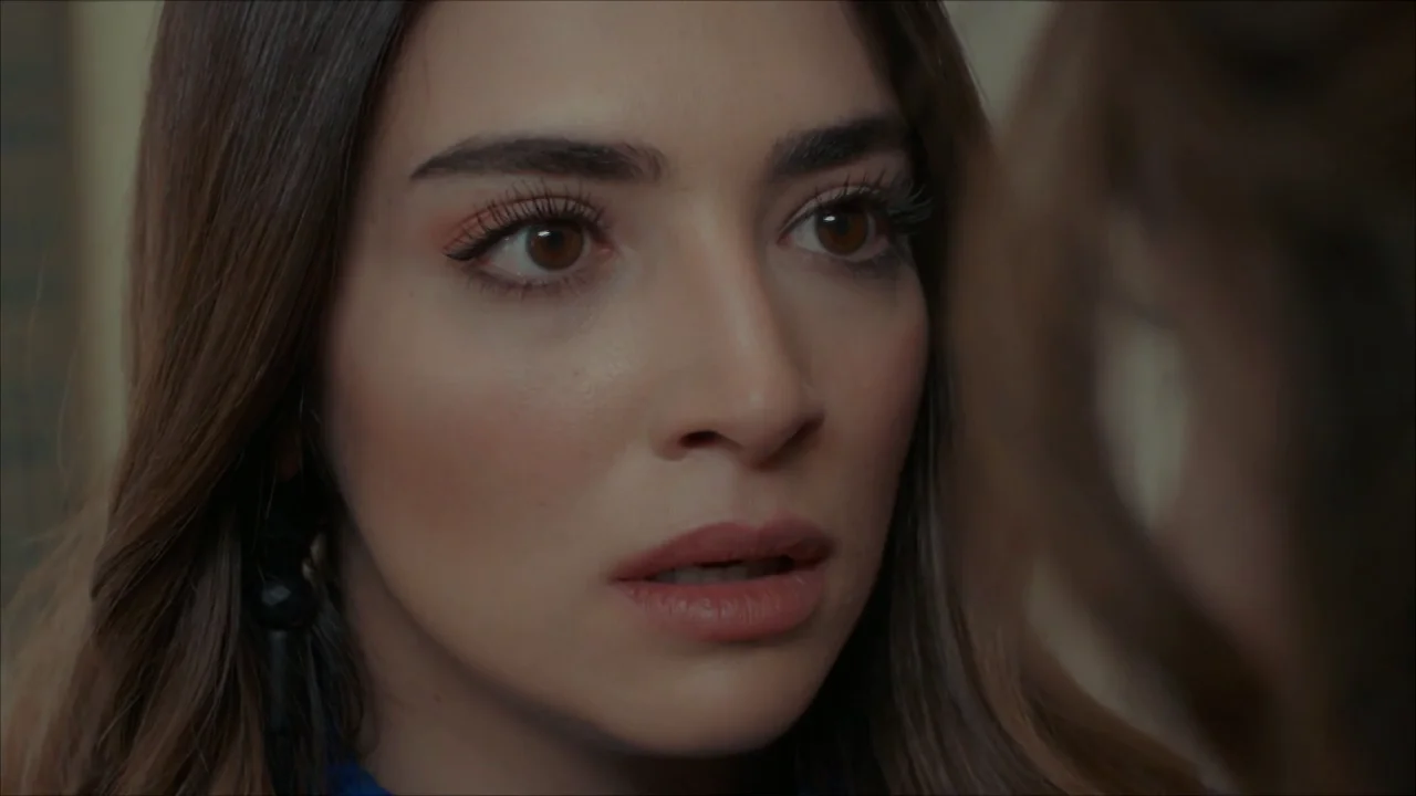 Arzu le confiesa la verdad a Melissa: "Tu padre tiene una aventura con Oslem"