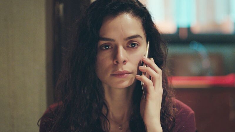 Bahar Çeşmeli, una mujer luchadora que se ve obligada a salir adelante con sus dos hijos