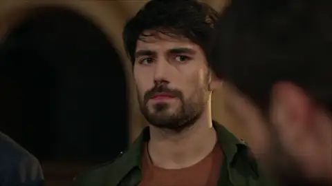 ¿Por qué protege Aslan a Miran? ¿Por qué protege Aslan a Miran?