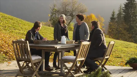Los Gruber tienen serios problemas Doctor en los Alpes