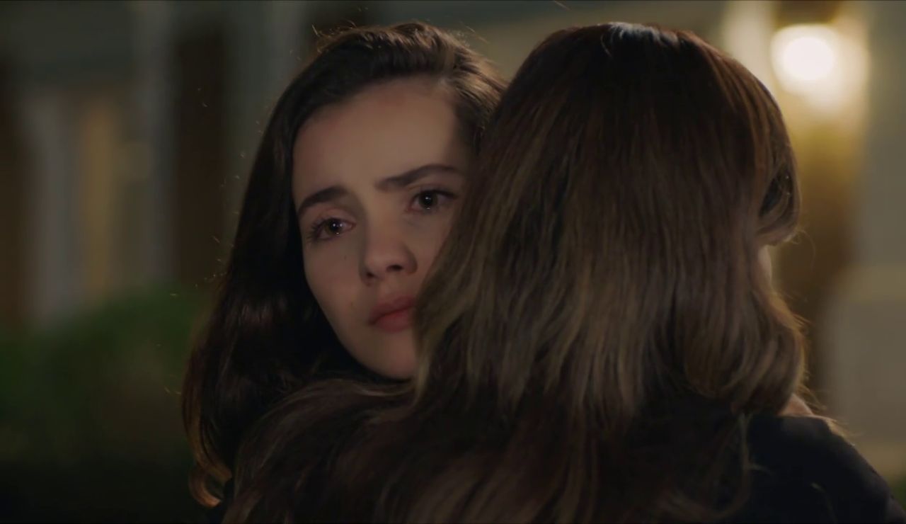 Cennet descubre la verdad sobre Arzu: "Por fin te he encontrado, mamá"