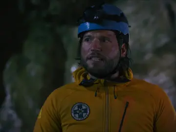 El equipo de 'Rescate en los Alpes' queda atrapado en una cueva El equipo de 'Rescate en los Alpes' queda atrapado en una cueva